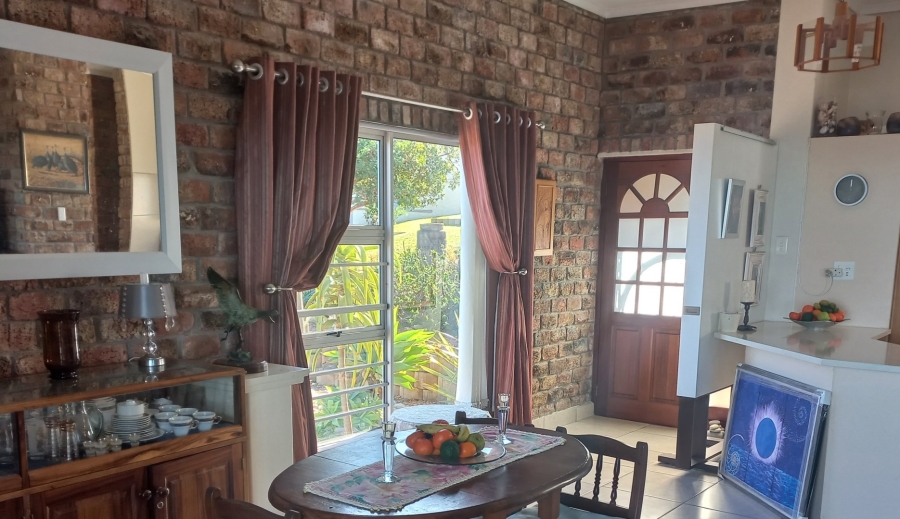 5 Bedroom Property for Sale in Dana Bay Western Cape